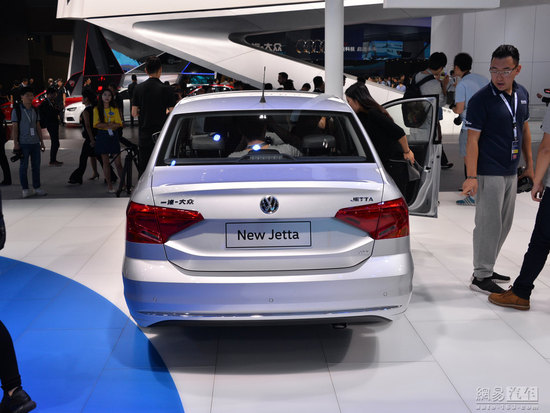 kaiyun开云网页版-厦门一木材厂突发大火(图2) kaiyun开云网页版