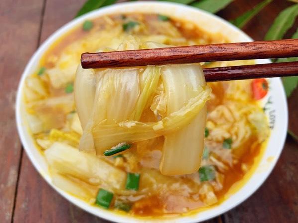 董玉清率队深入两安瑶族乡开展民族团结创建与少数民族文化保护调研活动‘kaiyun开云官方在线登录’(图2) kaiyun网页登录入口