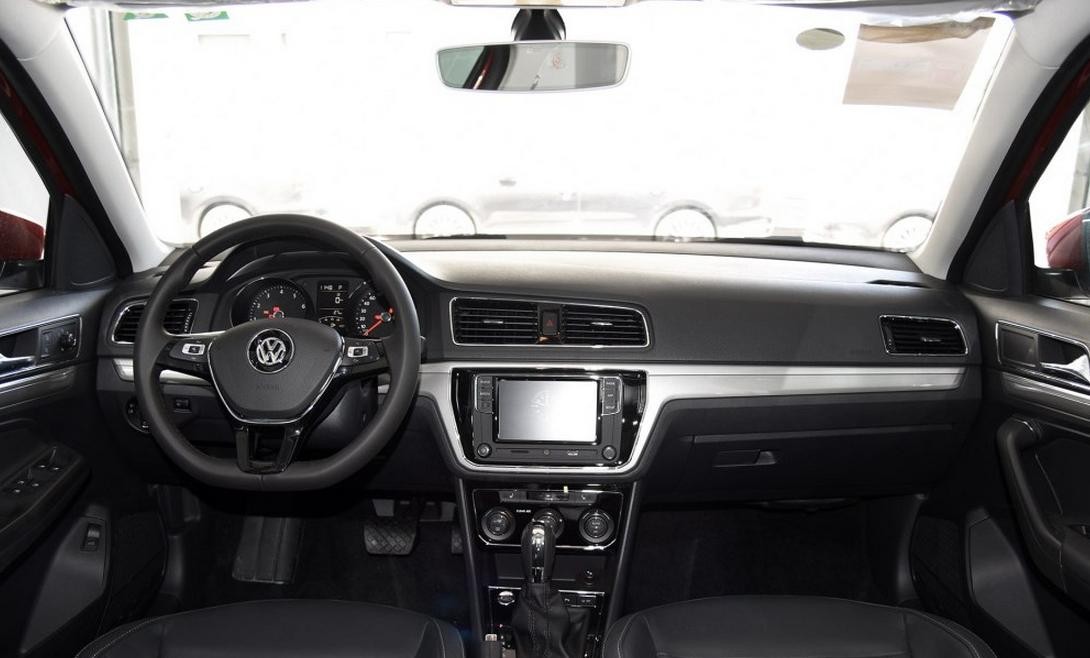 kaiyun开云官方在线登录-云南发现百岁紫檀王 木材老板100万元求购被拒(图1) kaiyun网页登录入口